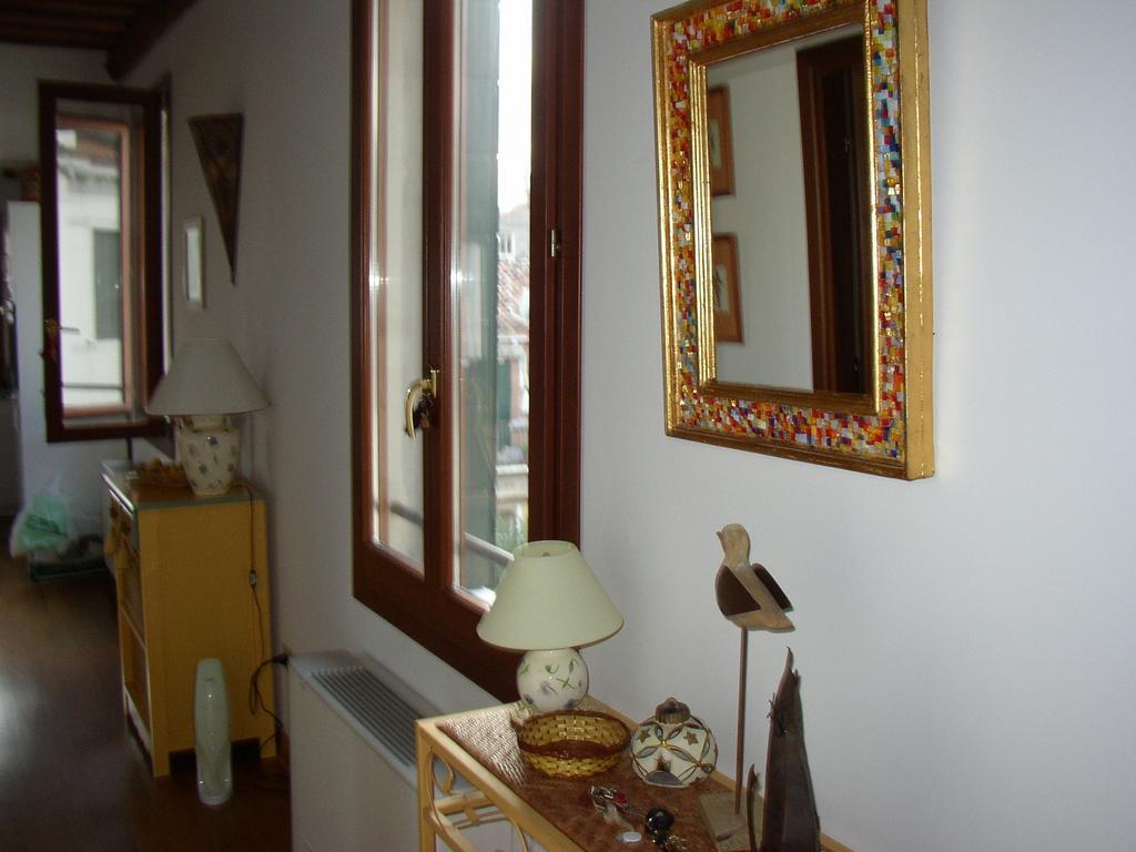 Ferienwohnung Palazzo Celsi Venedig Zimmer foto